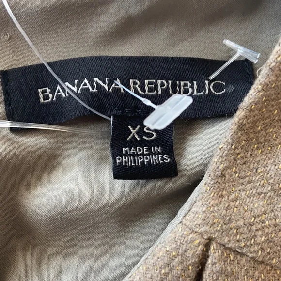 NWT BANANA REPUBLIC Adorable Sleeveless Sparkly Dressy Top Size XS Lined - Picture 5 of 8